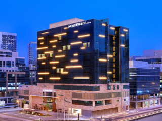 DoubleTree by Hilton Dubai - Business Bay