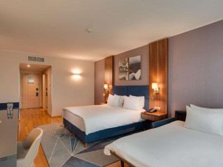 DoubleTree by Hilton Hotel Cluj - City Plaza