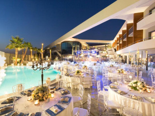 DoubleTree by Hilton Hotel Izmir Airport