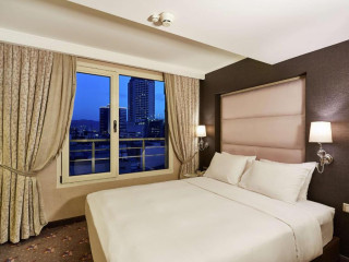 DoubleTree by Hilton Hotel Izmir - Alsancak