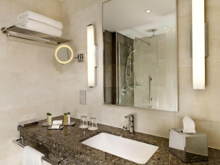 DoubleTree by Hilton Hotel London - Victoria
