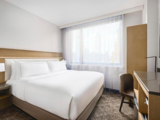 DoubleTree by Hilton New York Times Square South