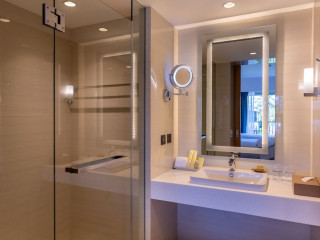 DoubleTree by Hilton Phuket Banthai Resort