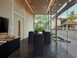 DoubleTree by Hilton Phuket Banthai Resort