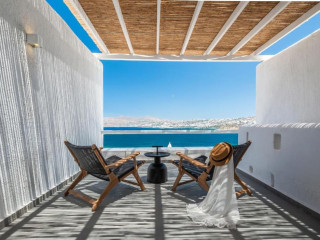 Dreambox Mykonos Suites and Mini Villas