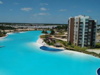 DREAMS LAGOON CANCUN