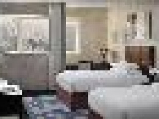 Dubai Marriott Harbour Hotel & Suites