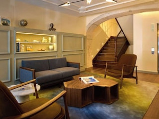 DUO HOTEL LISBON, CURIO COLLECTION BY HILTON