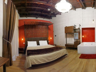 DUOMO LUXURY SUITES