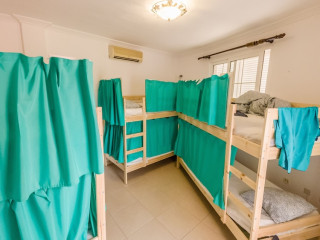 Duque Nest Hostel
