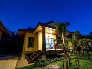 DUSIT PHUPHAYA RESORT