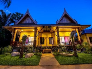 DUSIT PHUPHAYA RESORT