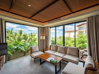 Dusit Princess Moonrise Beach Resort