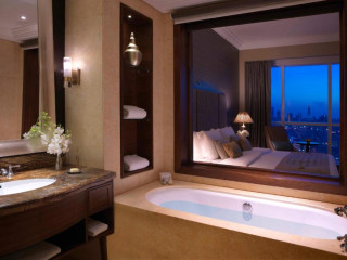 Dusit Thani Abu Dhabi