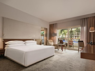 DUSIT THANI LAKEVIEW