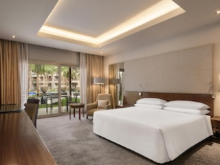 DUSIT THANI LAKEVIEW