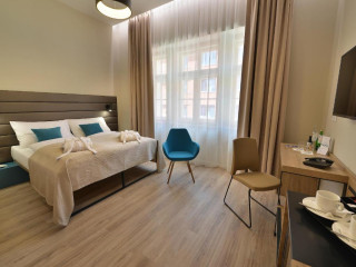Ea Hotel New Town