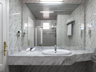 EAGLES PARADISE ABU SOMA