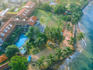 Earl's Reef Beruwala