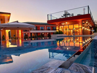 Eco Therma Village