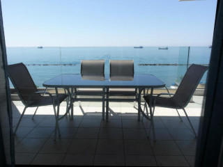 Eden Beach Apartments