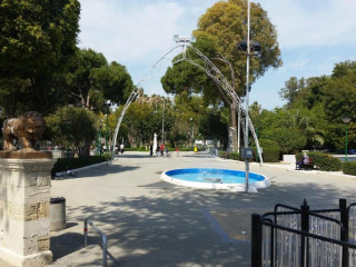 Eden Beach Apartments
