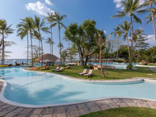 Eden Beach Resort and Spa