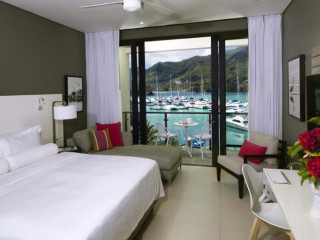 Eden Bleu Hotel