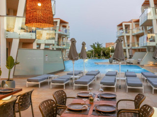 Eden Roc  Resort Hotel