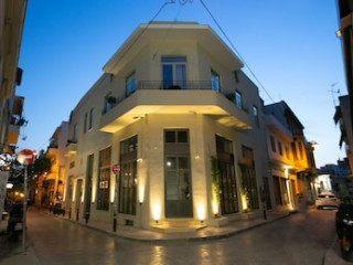 EDERLEZI BOUTIQUE