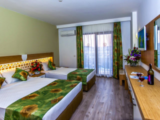 EFTALIA SPLASH HOTEL