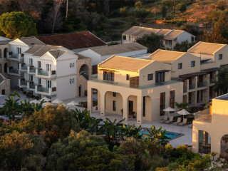 Ekati Mare Boutique Resort