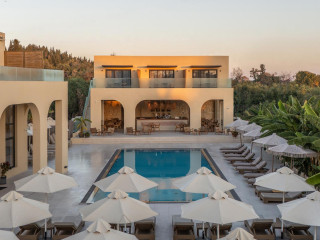Ekati Mare Boutique Resort
