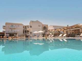 Ekati Mare Boutique Resort