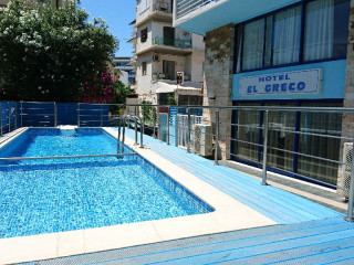 EPOQUE HOTEL