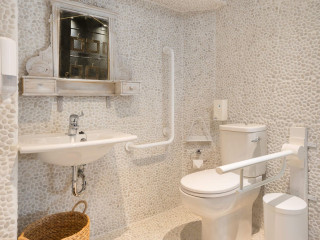 Elakati Luxury Boutique Hotel