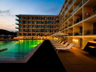 Eleana Hotel