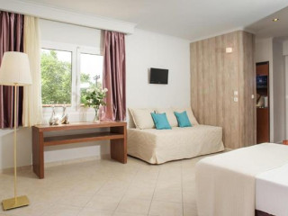 Electra Rooms & Suites