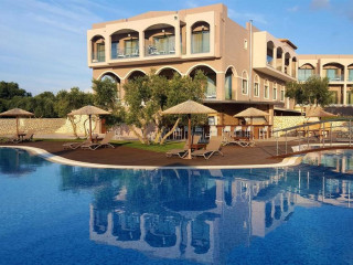 Elegance Luxury Executive Suites - Adults Only