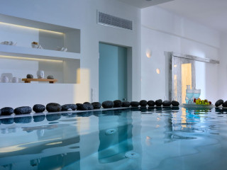 Elegant Villas & Suites
