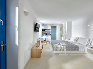 Elegant Villas & Suites