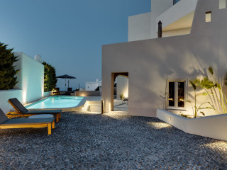 Elements Cozy Suites