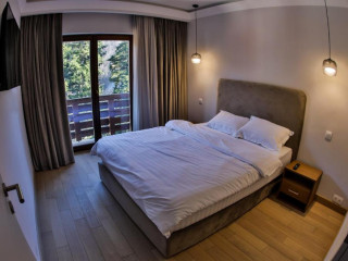 HELLAS BEACH HOTEL (Adults Only)