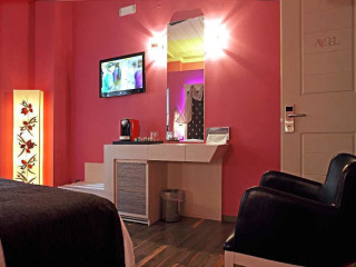 Elia Fatma - Adults Only