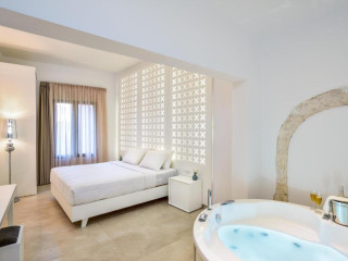 Elia Portou Luxury Residence