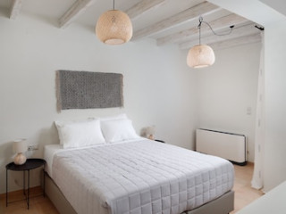 ELIATHOS RESIDENCE HOUSES