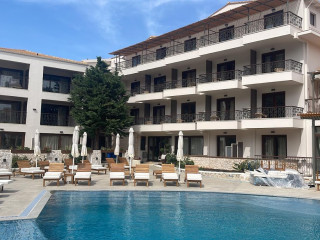 Elisso Hotel