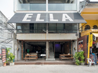 Ella Bar Bistro & Bed