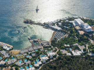 LONG BEACH CLUB NATURE
