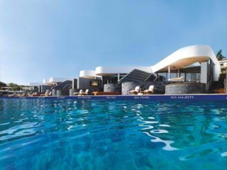 Elounda Beach Resort & Villas